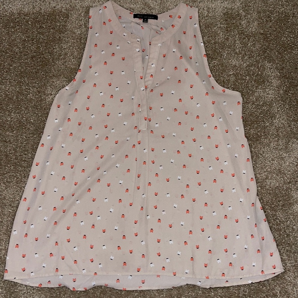 Sleeveless blouse